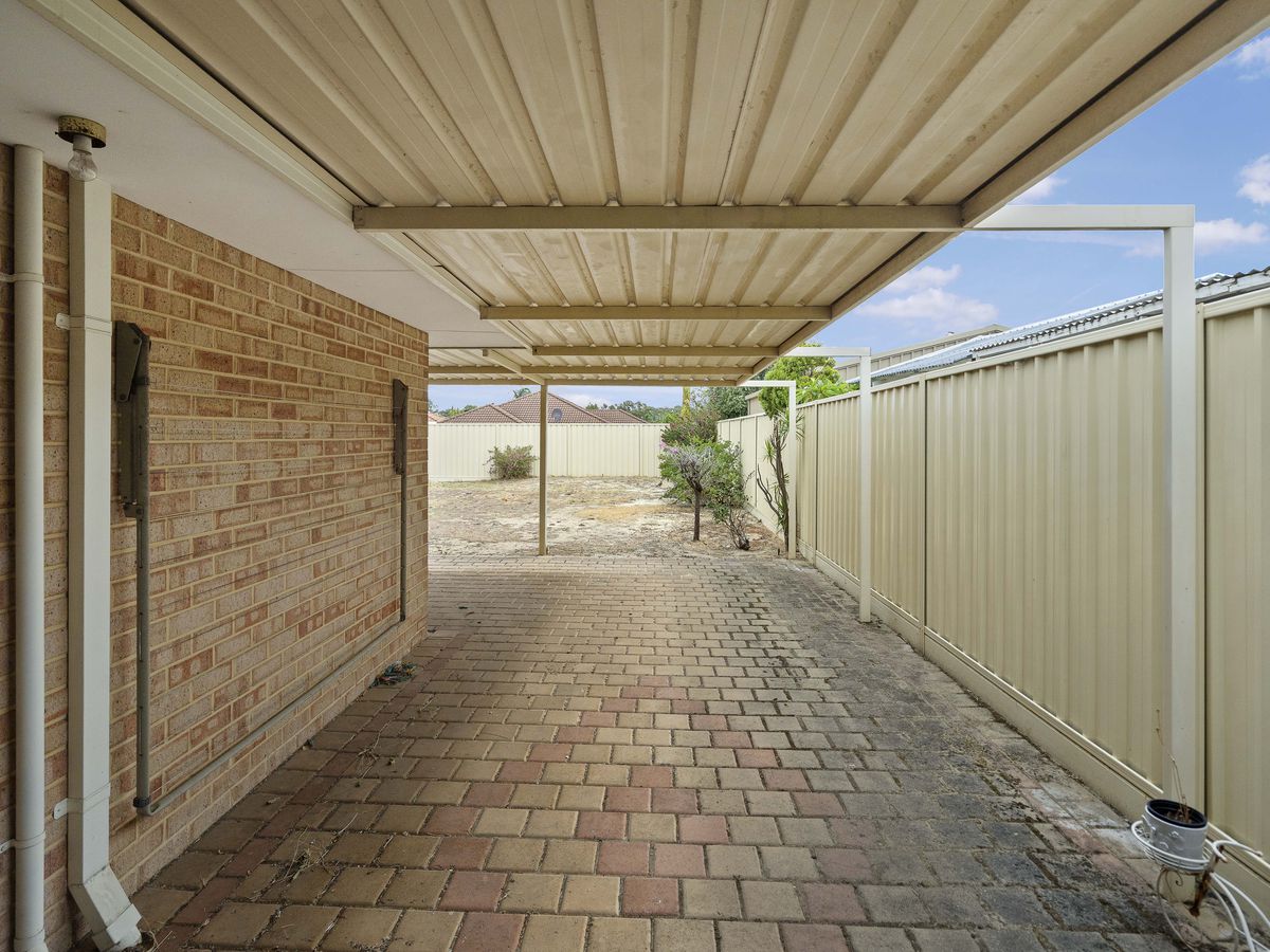 17 Adana Elbow, Kenwick