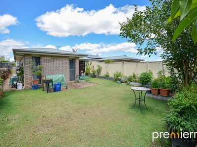 2 / 18 Devalera Street, Collingwood Park