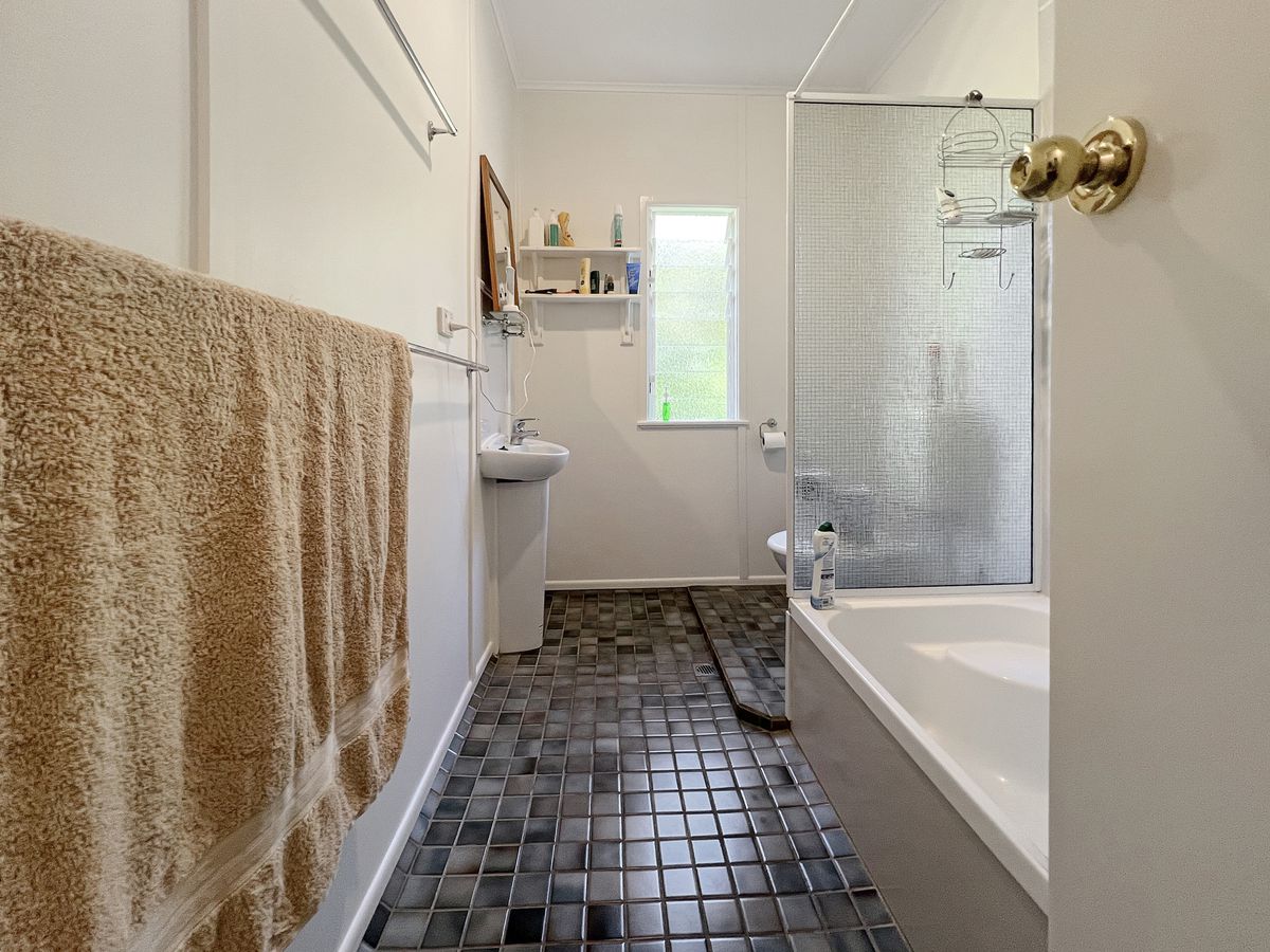 17 Oak Street, Yungaburra