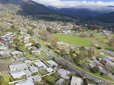 2 Mount Street, Mount Beauty