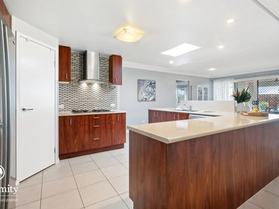 44 Baphal Crescent, Narangba