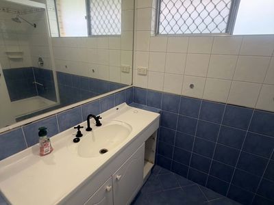 2 Abbott Way, Swan View