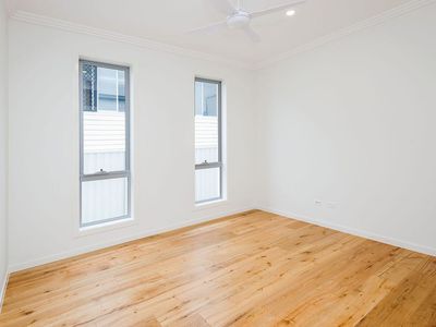 1 / 19 Oleander Avenue, Biggera Waters