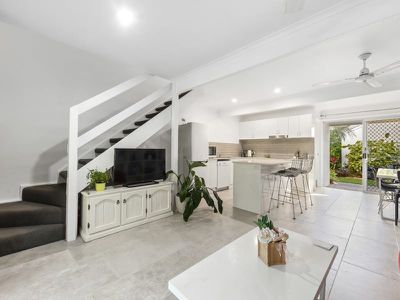 2 / 261 Weyba Road, Noosaville