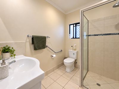 54 Dalziel Avenue, Atherton