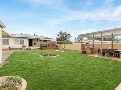 2 Ninth Street, Weston