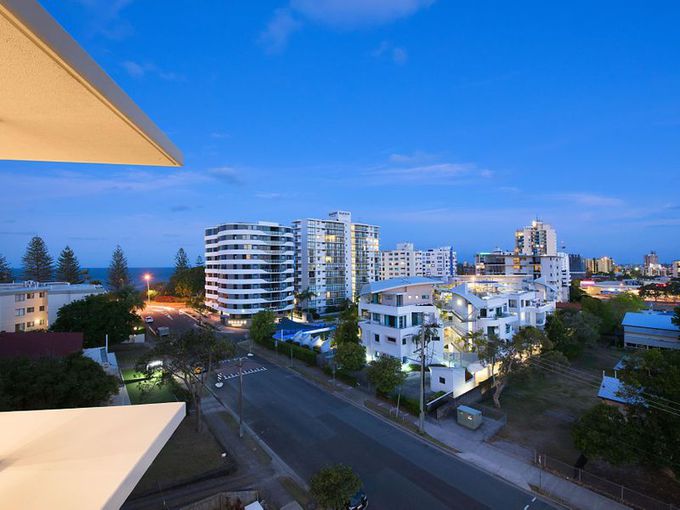 9 / 16 Meta Street, Mooloolaba