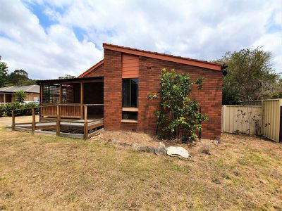 2 Abergeldie Street, Nowra