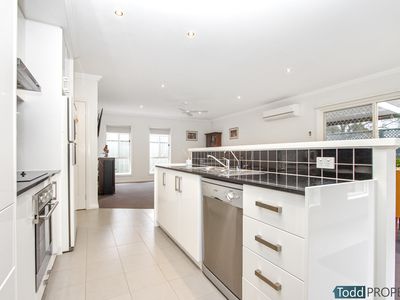 2 / 193 High Street, Heathcote