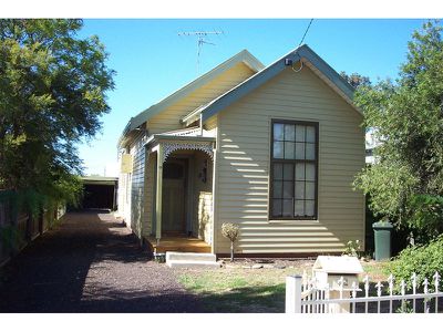 12 George Street, Horsham
