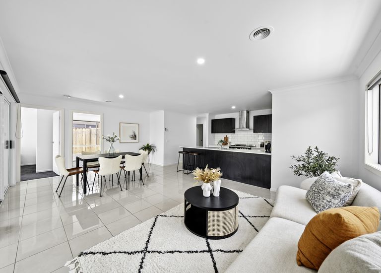 14 Aspen Street, Pakenham