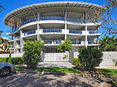 9 / 98 Mitchell Street, North Ward