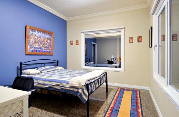 8 The Dress Circle, Oaklands Junction