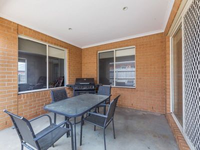 15 Fatham Drive, Wyndham Vale