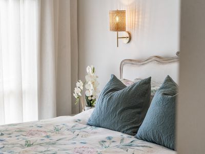 68 East Street, Redwood