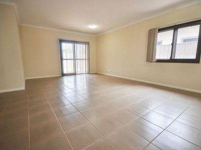 2 / 13 Delamere Place, South Hedland