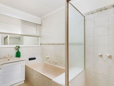 1 / 10 Oliver Avenue, Blackburn