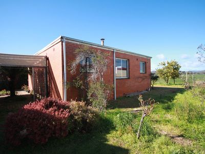 37 Bartley Street, Moyhu