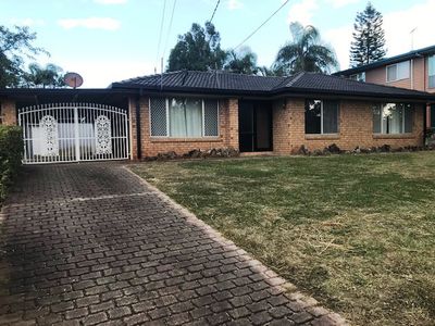 10 Beechwood Crescent, Yamanto