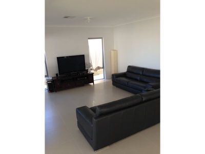 32 Drake Street, Bayswater