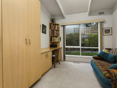 8 Henry Street, Blairgowrie