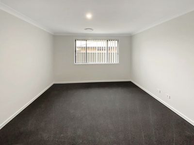 30 Federation Boulevard, Forbes
