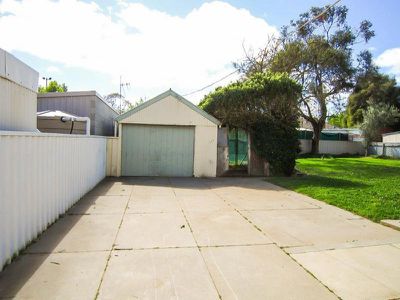 3 Alamein Court, Golden Square