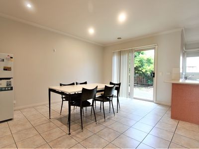 2 / 21 Dunstan Street, Clayton