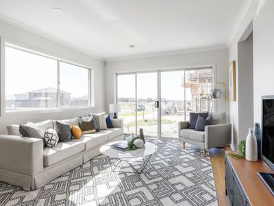10 Redjim Way , Clyde