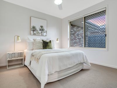 8 Kyah Close, Kallangur