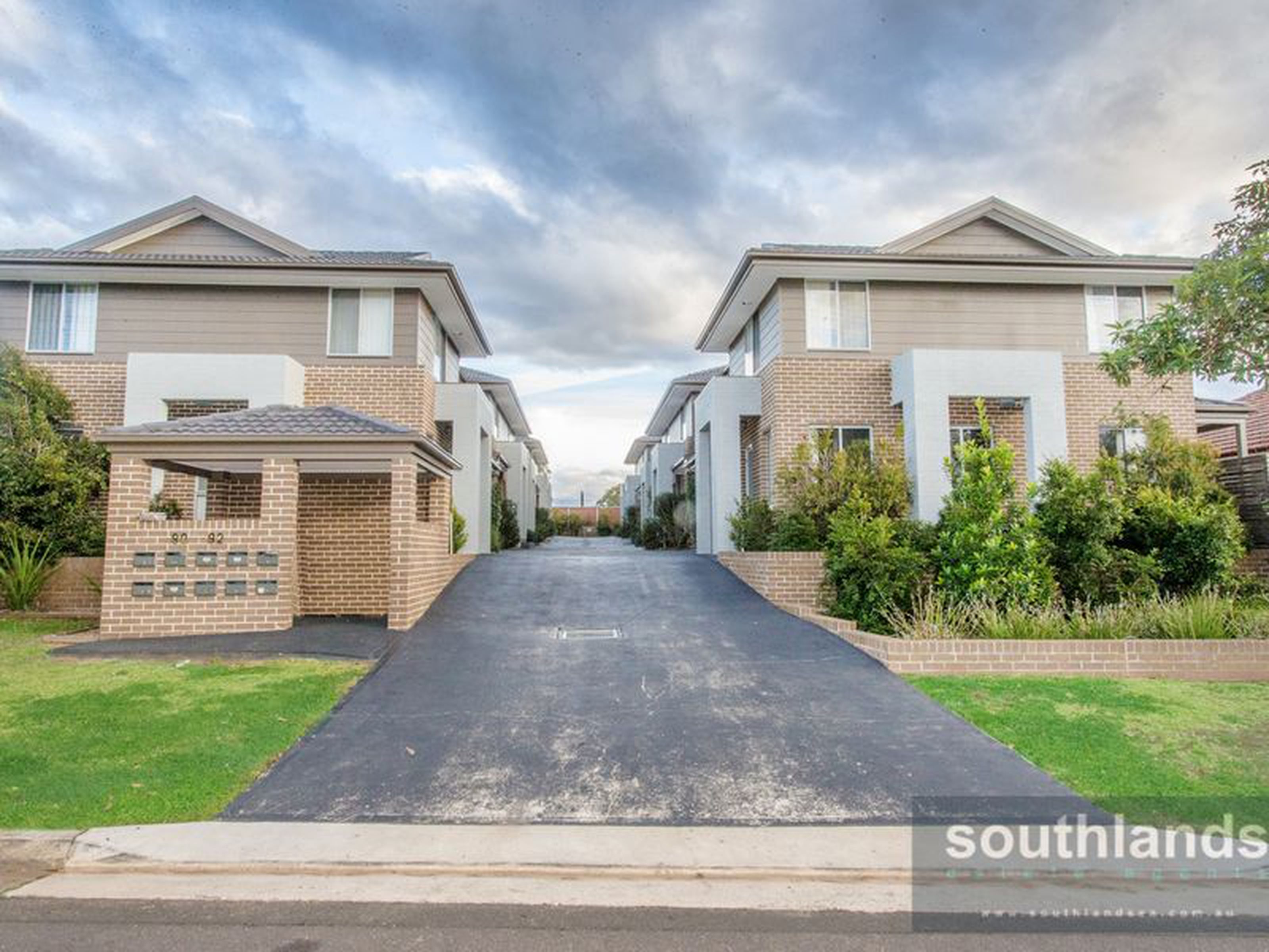4 / 90-92 Cox Avenue, PENRITH