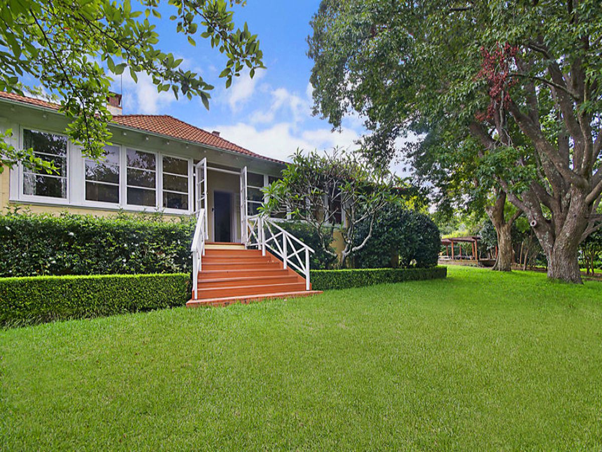 82 Eastern Rd, Turramurra