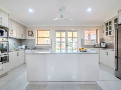 6 Azure Avenue, Dubbo