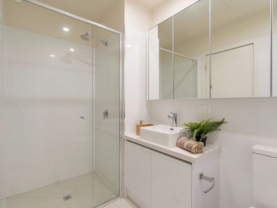 2 / 13 South Street, Hadfield