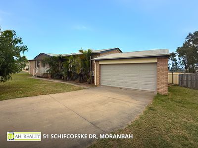 51 Schifcofske Drive, Moranbah