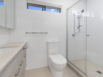 107 / 120 Alma Road, Dakabin