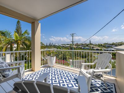 2 / 8 Sobraon Street, Sunrise Beach