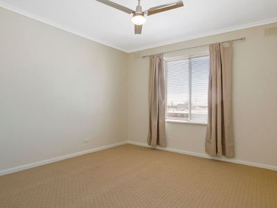 11 / 4 Croydon Road, Keswick