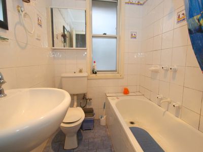 90 South Liverpool Road, Heckenberg