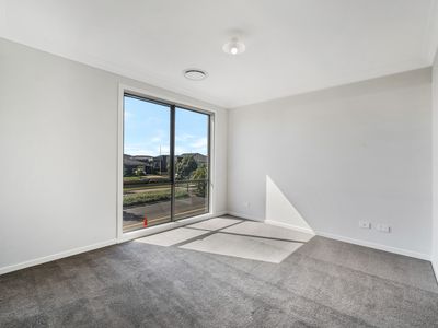 107 Dransfield Drive, Oran Park