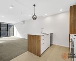 1027 / 15 Bowes Street, Phillip