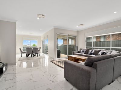 19 Thorpe Circuit, Oran Park