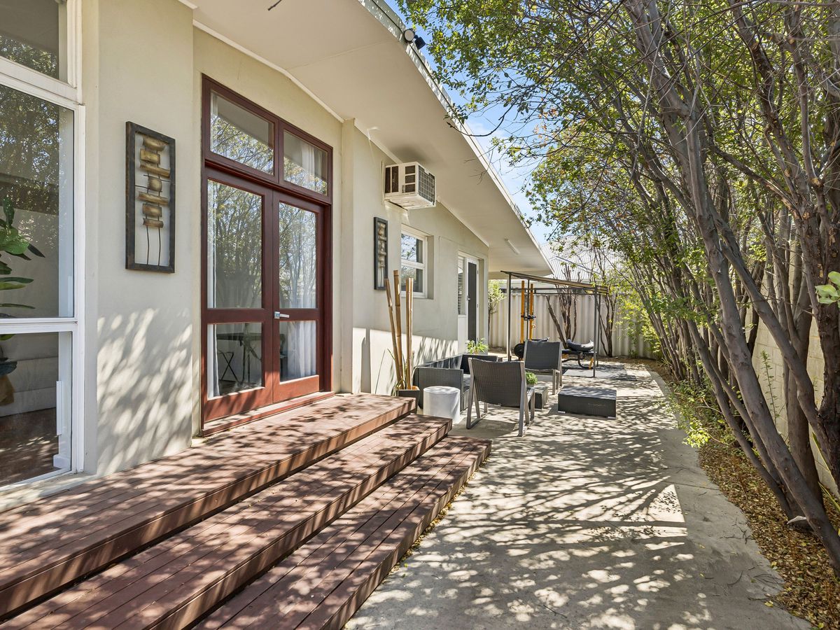 12 Drummond Street, Redcliffe