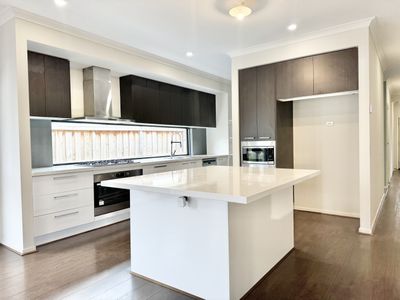 10 Aporum Avenue, Wyndham Vale