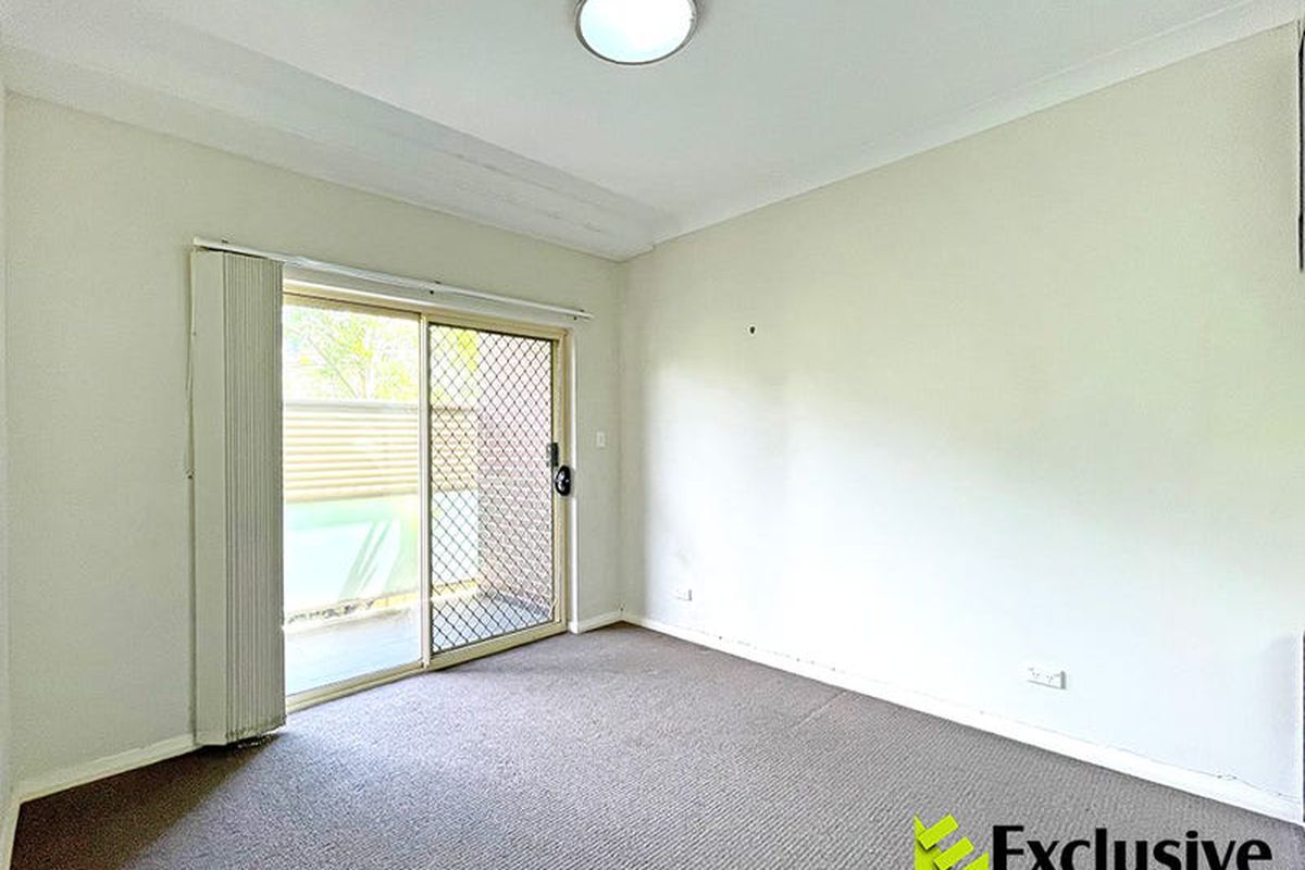 7 / 4 Bridge Road, Homebush