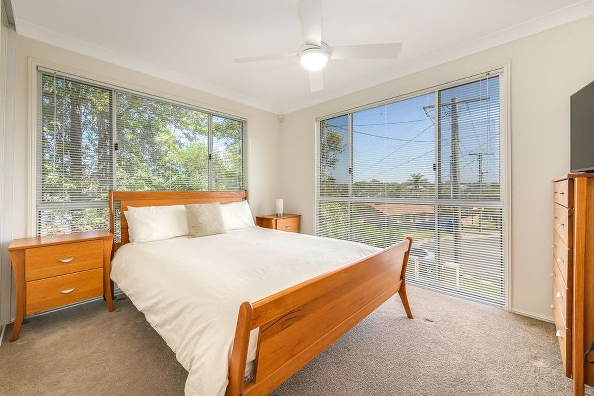 9 Chablis Court, Molendinar