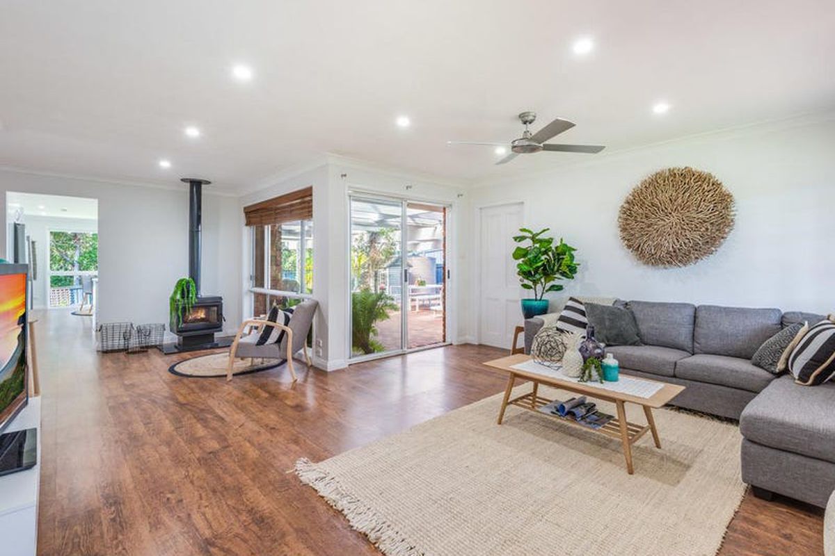 1 Eagle Close, Lisarow
