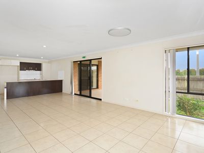 35 Oxford Street, North Booval