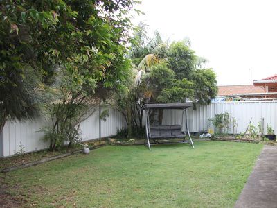 16 Elizabeth Parade, Forster