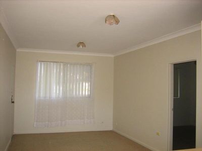 2 / 1C King St, Warilla